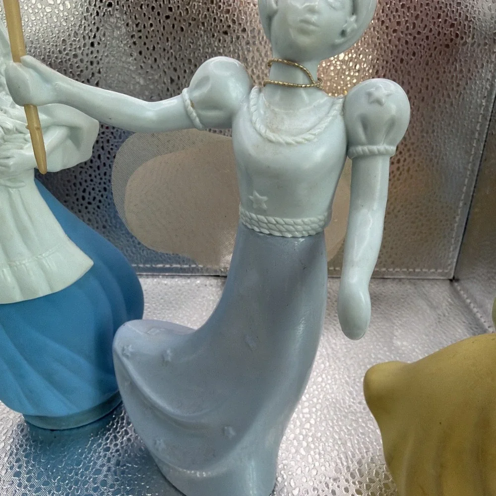 Avon Good Fairy Decanter - Delicate Daisies‎ Cologne, Mostly Full, Set 3 Collect